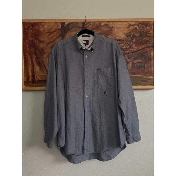 Tommy Hilfiger - Picture 5 of 8